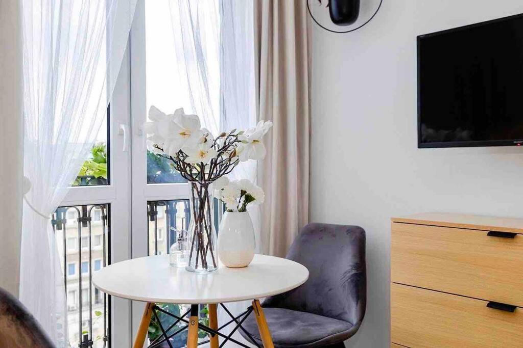 Lux Apartament W Centrum, Plac Konstytucji, Klimatyzacja, Widokowy Apartment Varşovia Exterior foto
